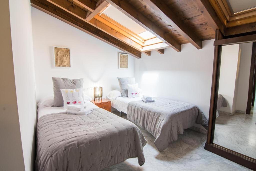 Tuguest Atico Gracia Apartamento Granada Exterior foto